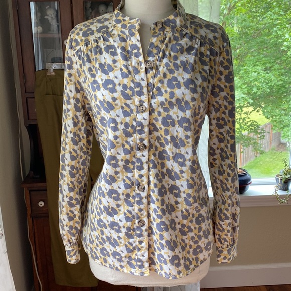 Cabi 5854 Providence Shirt Jacket, safari print - Picture 13 of 15